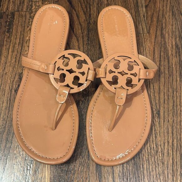 Tory Burch Miller Patent flip flop - Picture 1 of 7